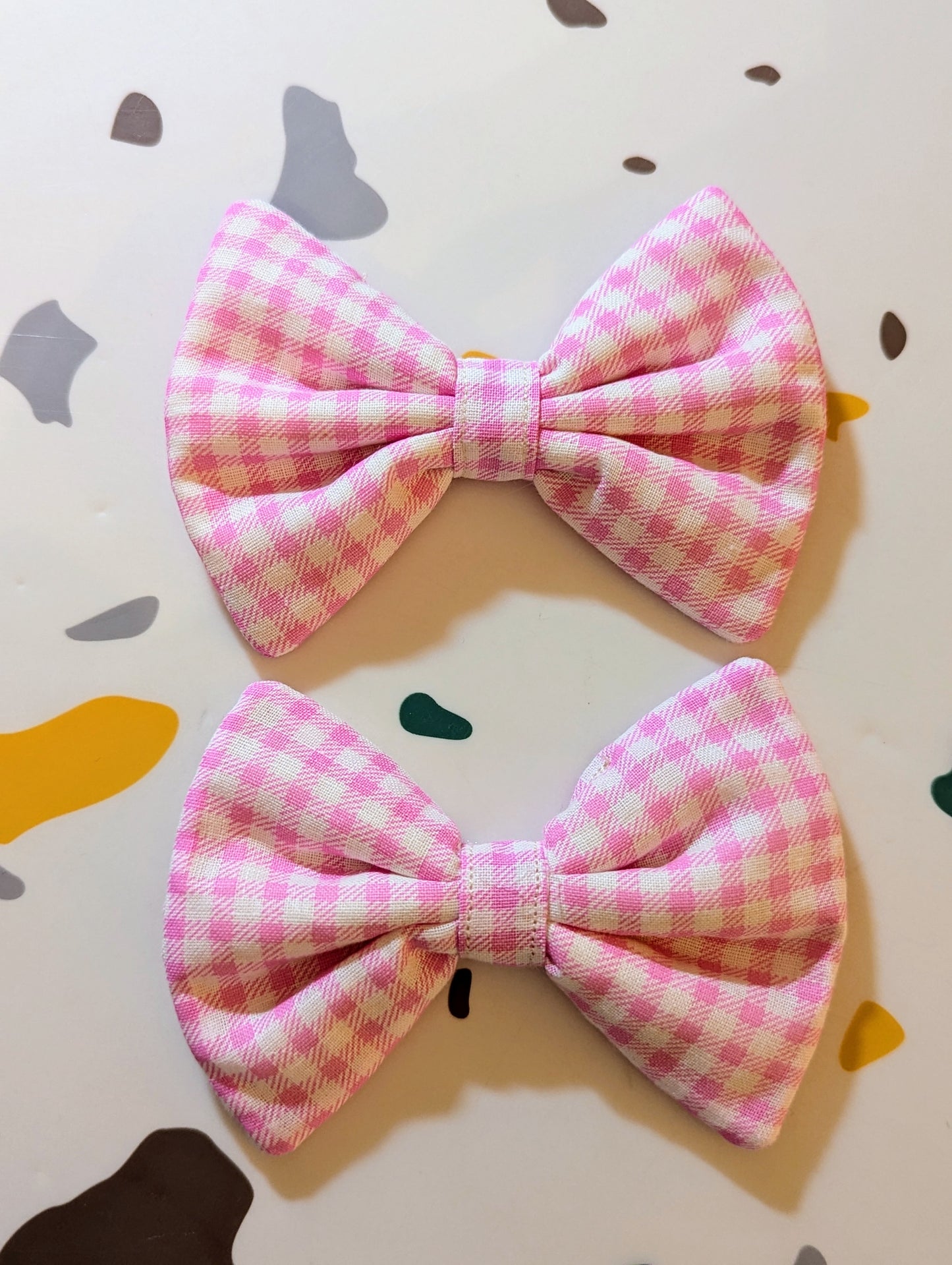 Pink checkered quilt bow