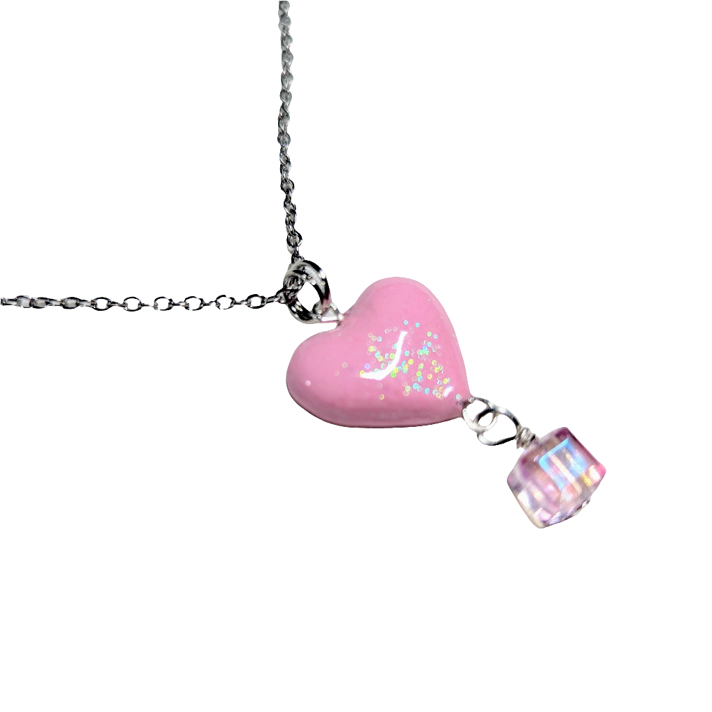 Pink Queen of hearts necklace