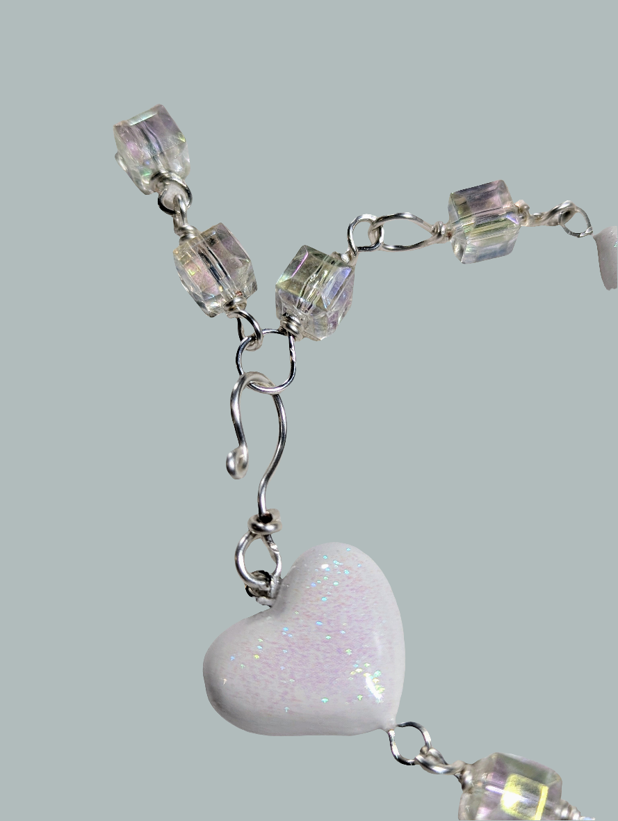 White queen of heart bracelet