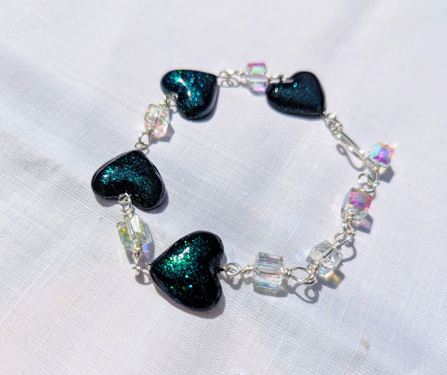 Black Queen of hearts bracelet